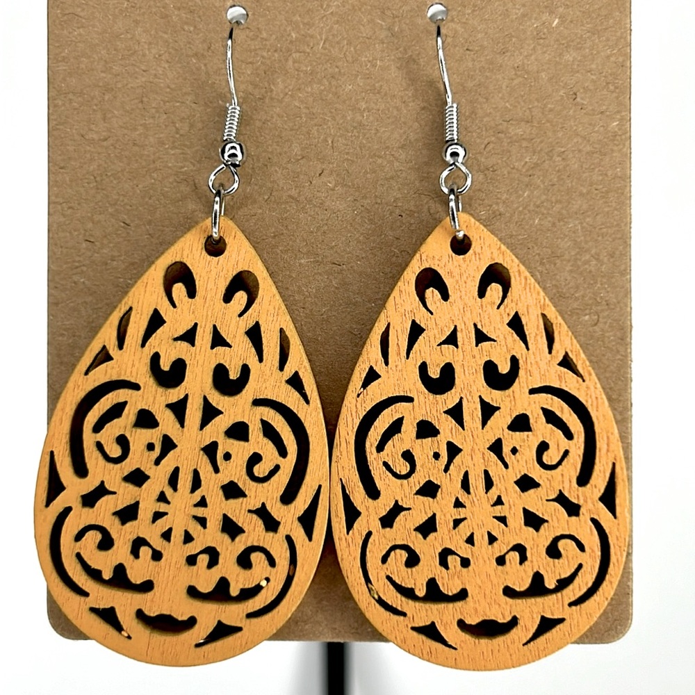 Wooden Colorful Hollow Leaf Design Dangle Earrings  Fashion Jewelry - Picture 3 of 3